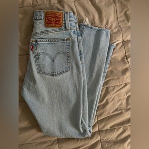 Levi’s jeans size 25 501 Skinny straight leg